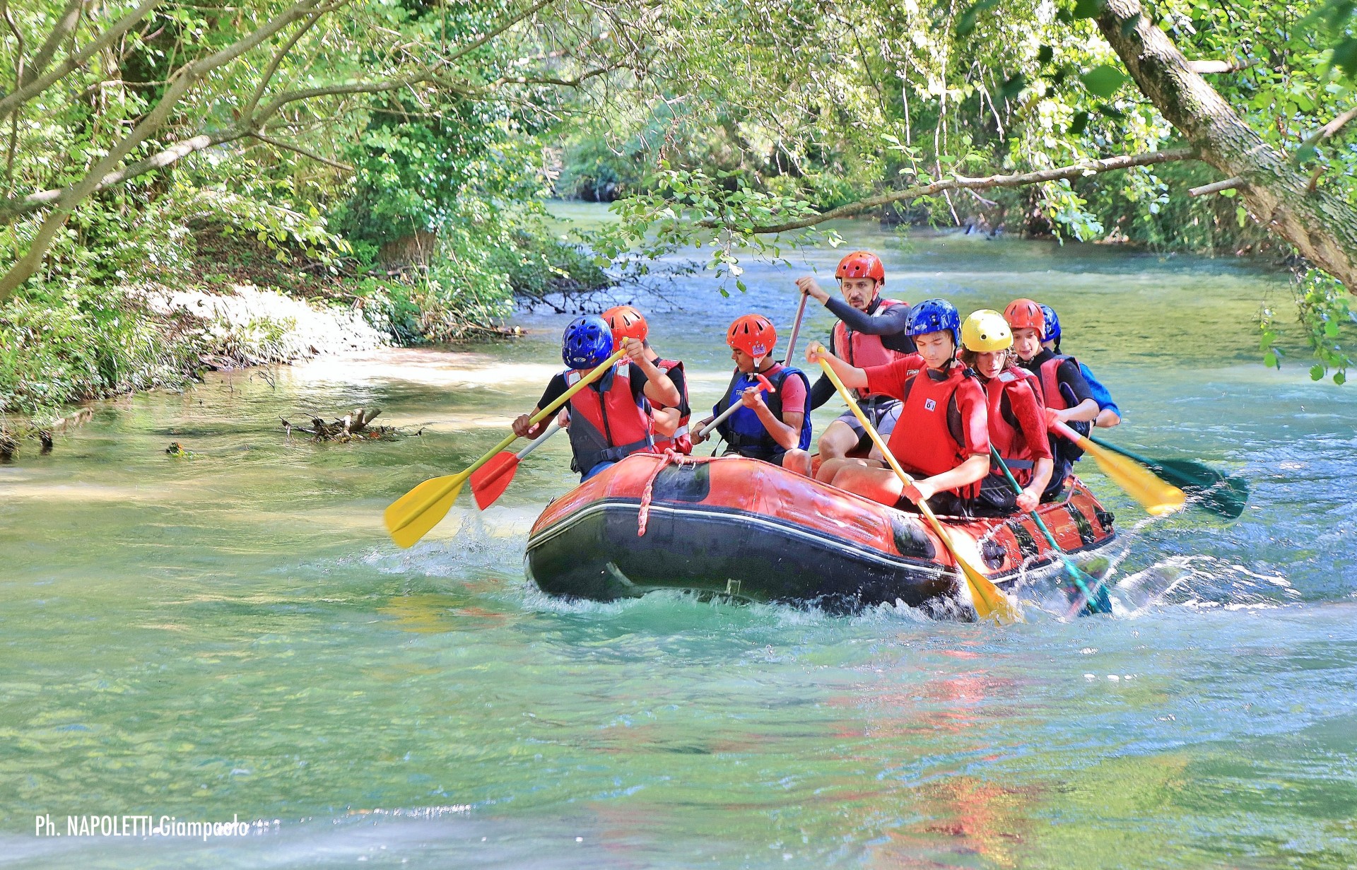Rafting with children in Umbria