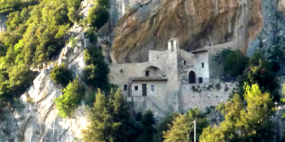 Un tesoro nascosto tra i monti: Valle del Menotre